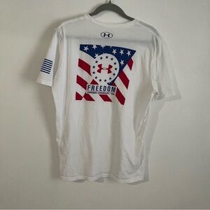 Under Armour Mens HeatGear Freedom Logo Crewneck Short Sleeve T-Shirt White LG